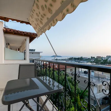 Agnandi Neos Marmaras